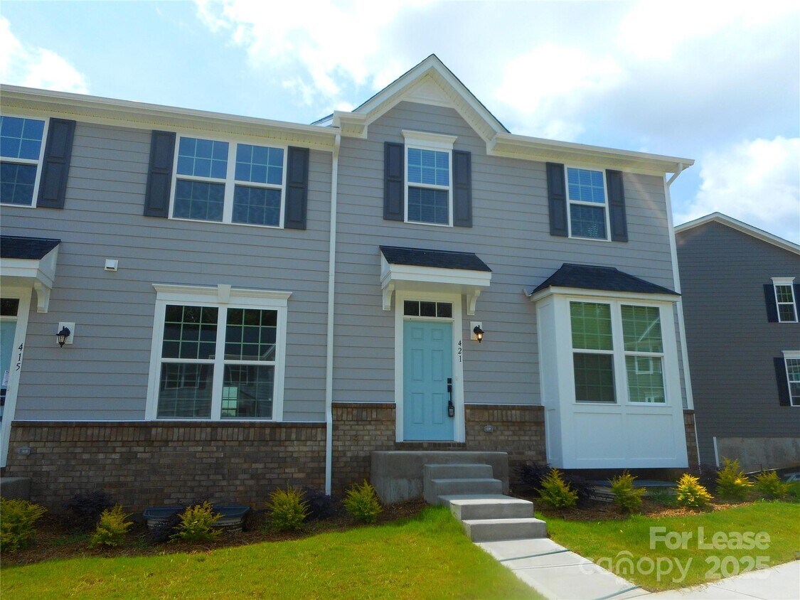 Foto principal - 421 Serenity Cir