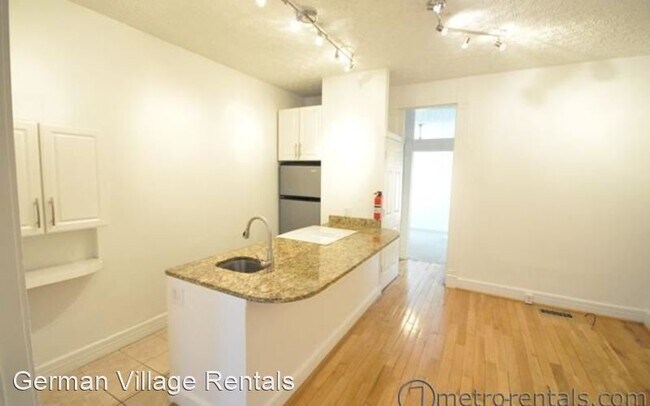 Foto del edificio - 621-623 City Park Ave