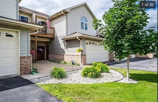 Building Photo - 2820 55th Ave