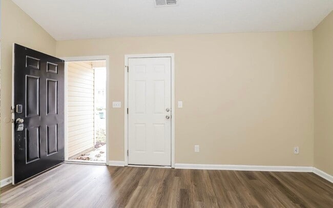 Building Photo - 3909 Shepway Loop