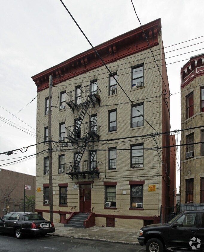 Foto principal - 1463 Hoe Ave