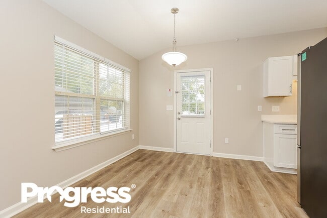 Building Photo - 426 Cedar Park Cir