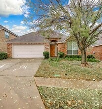 Building Photo - 2505 Monroe Dr