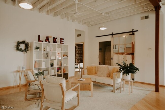 Building Photo - 1430 W 29th St