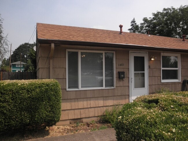 Building Photo - Updated, single level