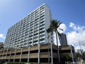 Building Photo - 1560 Kanunu St