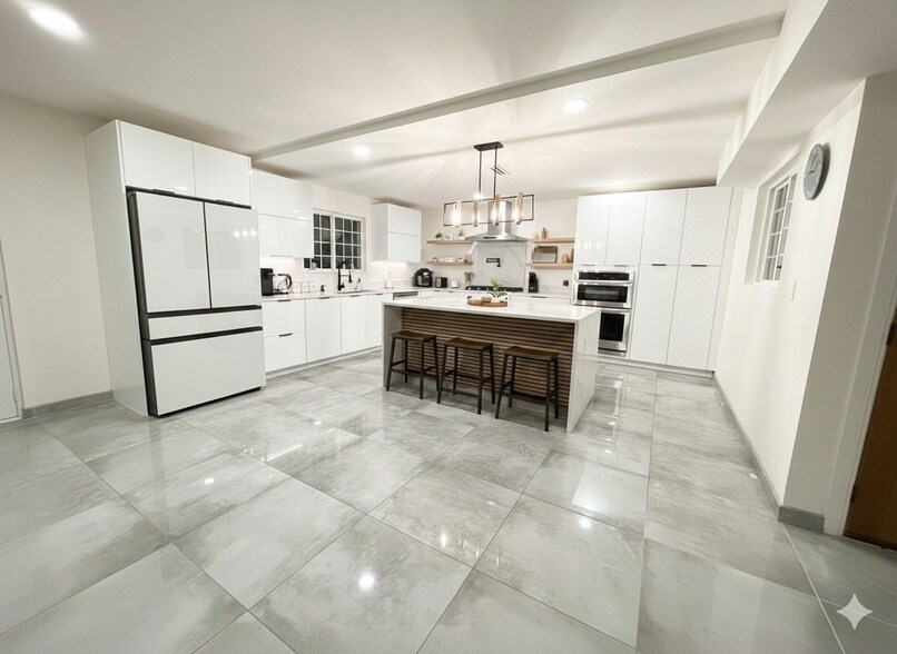 Foto principal - 5912 Harvest Hill Rd