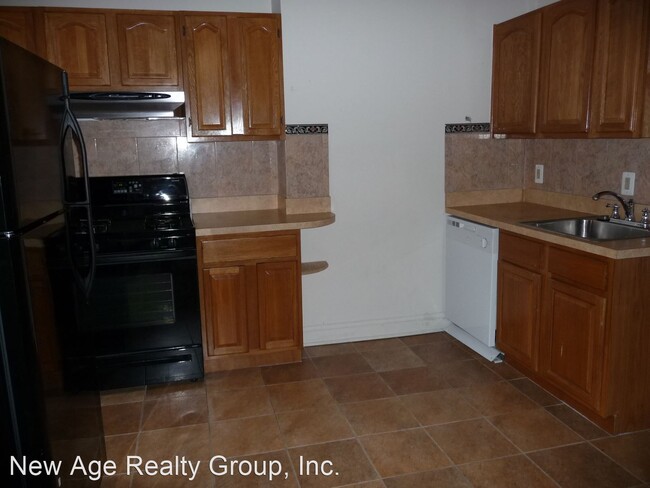 Building Photo - 3206 Haverford Ave