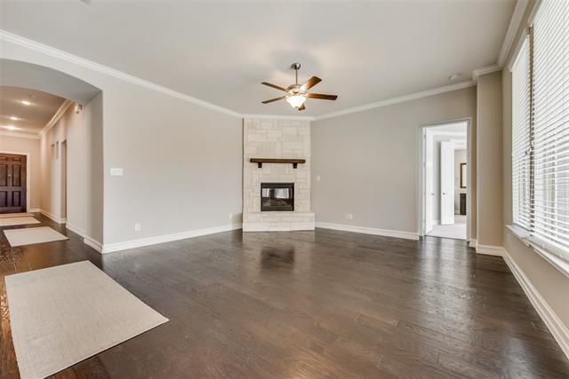 Building Photo - 2818 Balmoral Dr