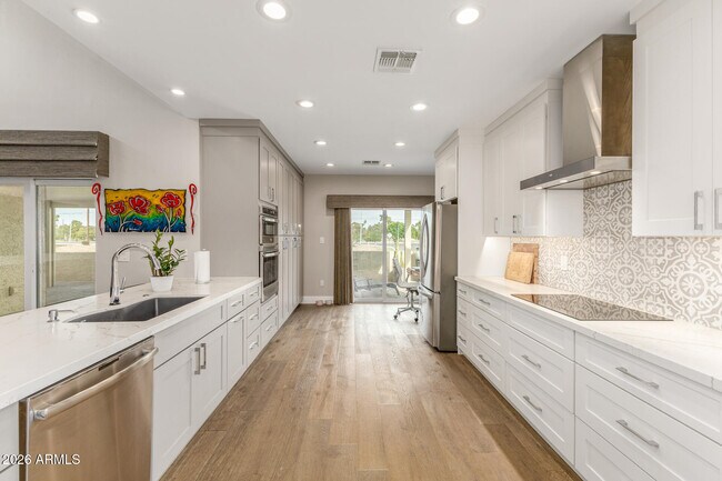 Foto del edificio - 5137 N 79th Pl