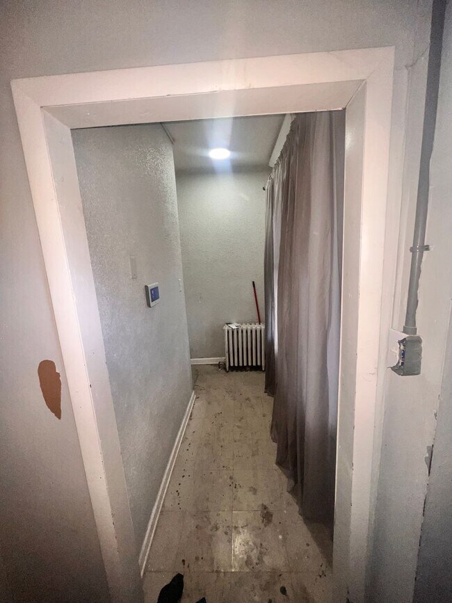 Foto del edificio - 3800 W Girard Ave