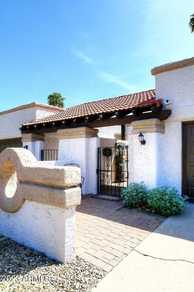 Foto del edificio - 7328 E Pleasant Run