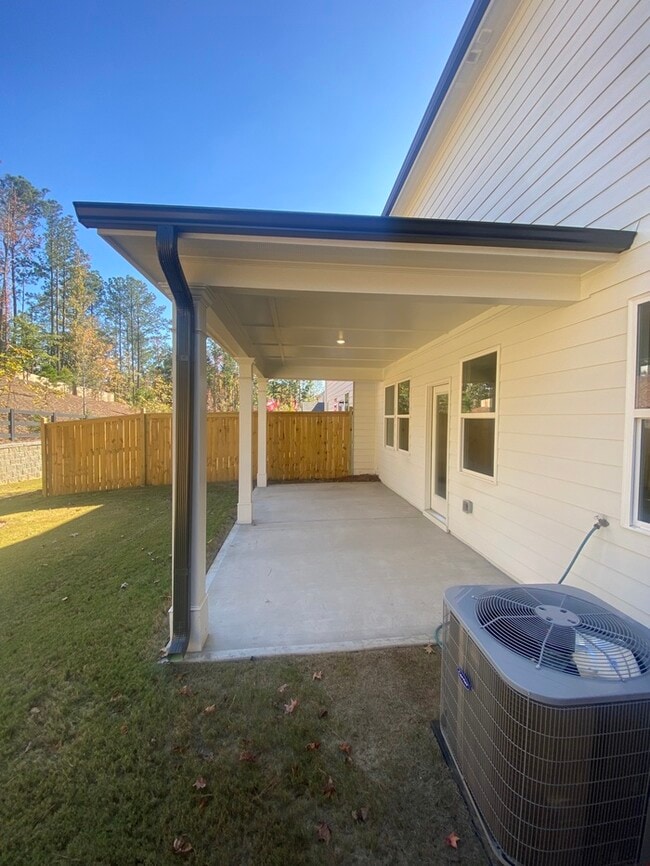 Building Photo - 28 Russet Wy