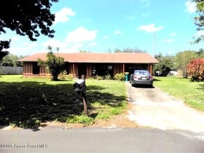 Building Photo - 774 John Adams Ln
