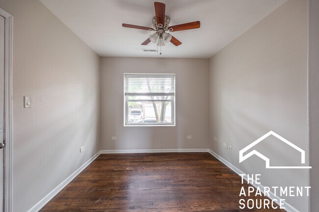 Foto del edificio - 3517 W Grace St