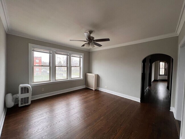 Foto del edificio - 1526 W 89th St