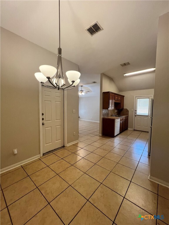 Building Photo - 607 Olaf Dr