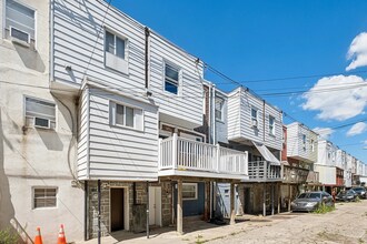 Building Photo - 1543 S Corlies St