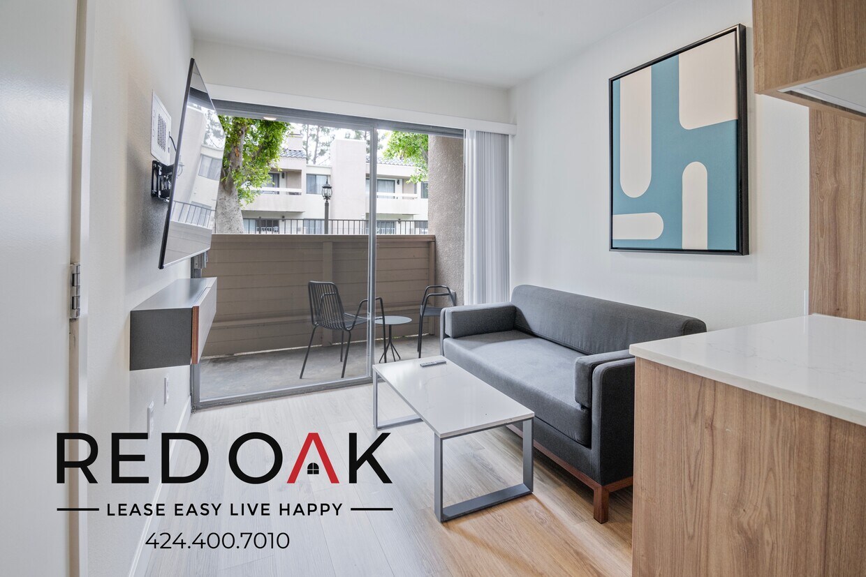 Primary Photo - Fully Furnished Private Suite with Balcony...
