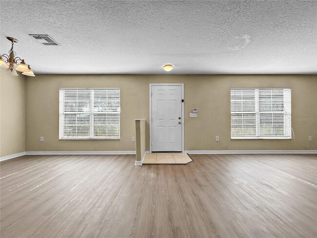 Foto del edificio - 5403 Quarry Rock Rd