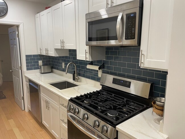 Building Photo - 3027 John F Kennedy Blvd