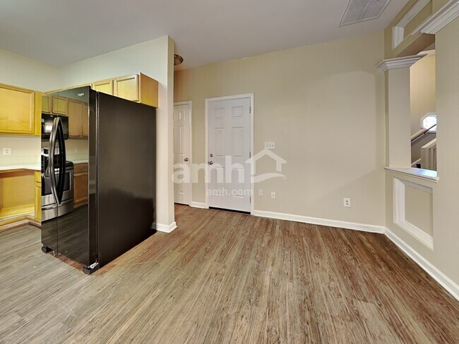 Foto del edificio - 2033 Cartier Ruby Ln