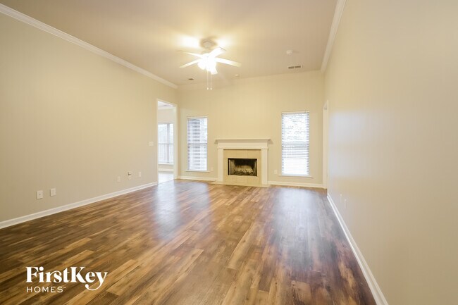Foto del edificio - 1072 Pine Valley Dr
