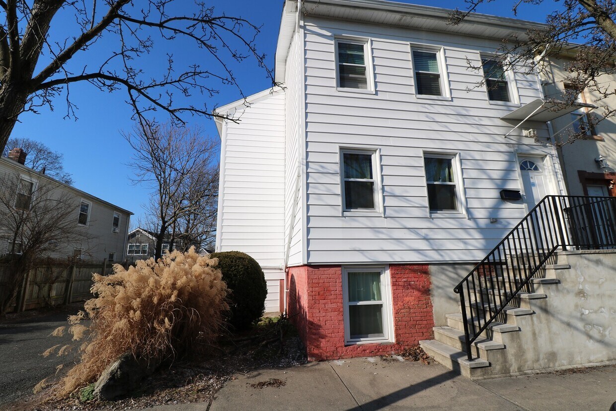 Primary Photo - 41 Stone St