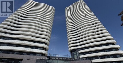 Building Photo - 10 Flavelle Trl