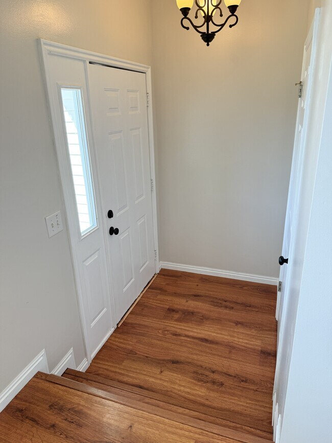 Building Photo - 2022 N 850 W