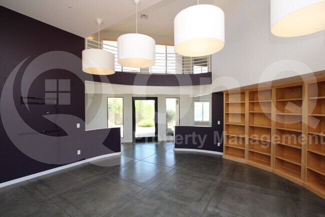 Foto del edificio - 5844 E Carefree Mountain Dr