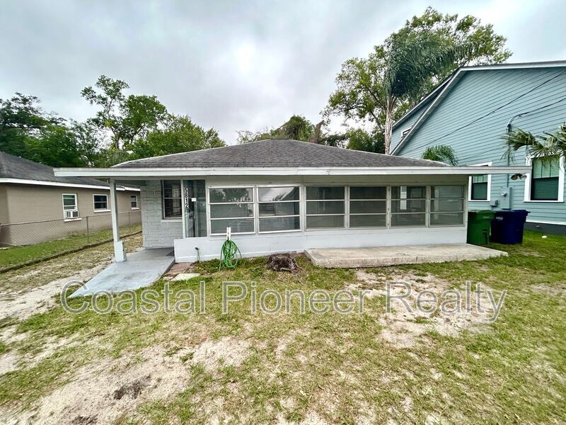 Primary Photo - 5812 N 18th St