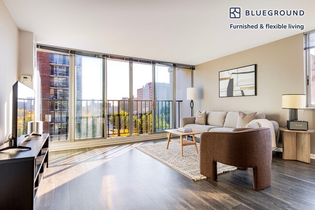 Building Photo - 903 S Ashland Ave