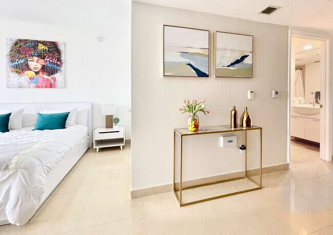 Foto del edificio - 485 Brickell Ave