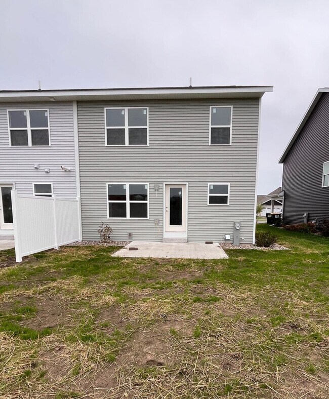 Foto del edificio - 3402 Green Pastures Ln