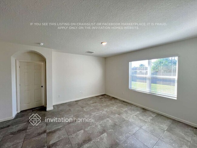 Foto del edificio - 474 SW Eyerly Ave