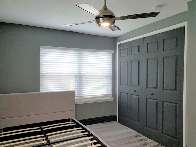 Building Photo - Amazing Location; Large Fenced-in Backyard...