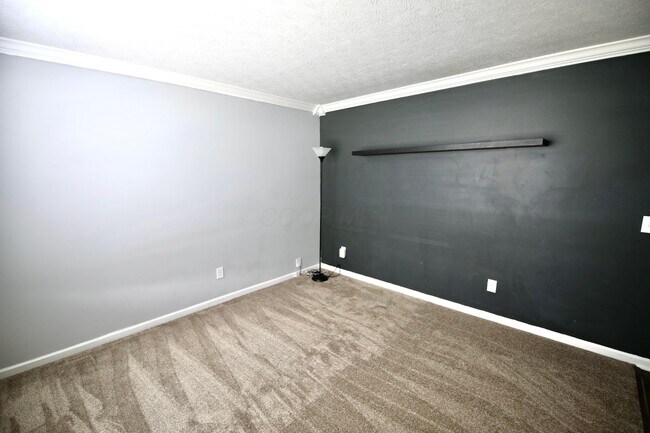 Foto del edificio - 5801 Sedgemoor Dr