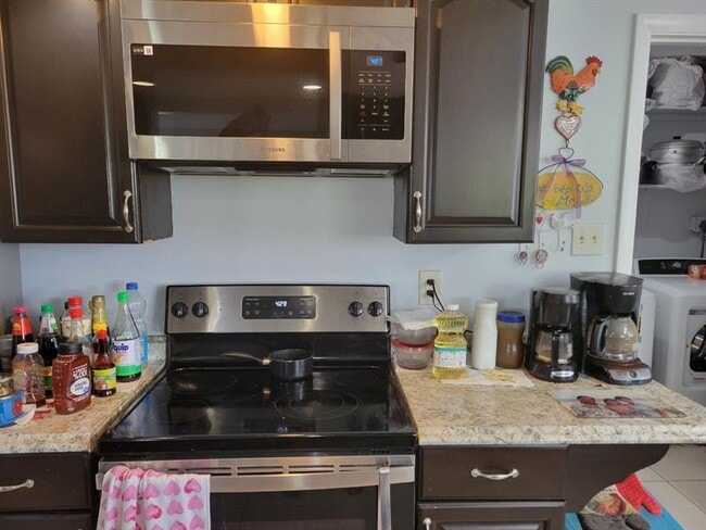 Foto del edificio - 6905 NW 15th St