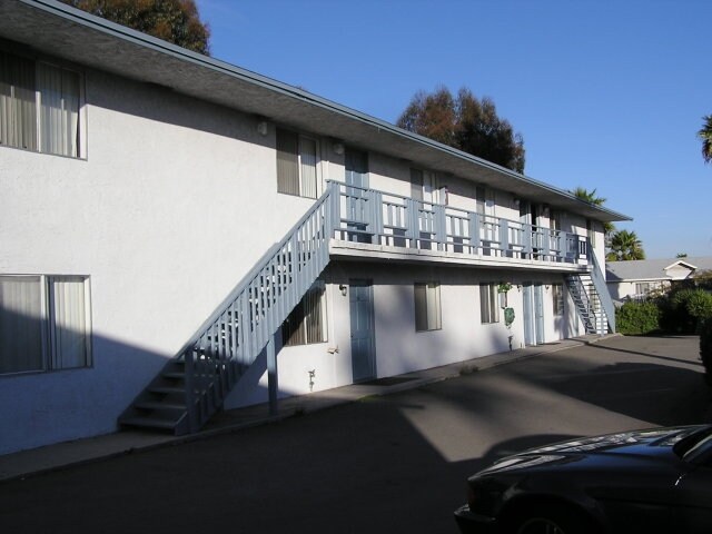Building Photo - 265-267 Cedar Rd