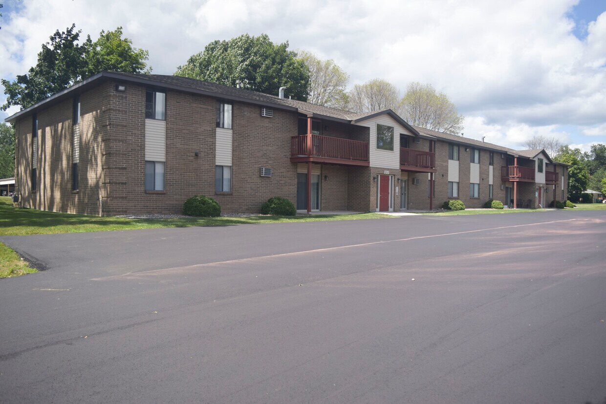 Parc Apartments 11101140 Moraine Way Green Bay, WI