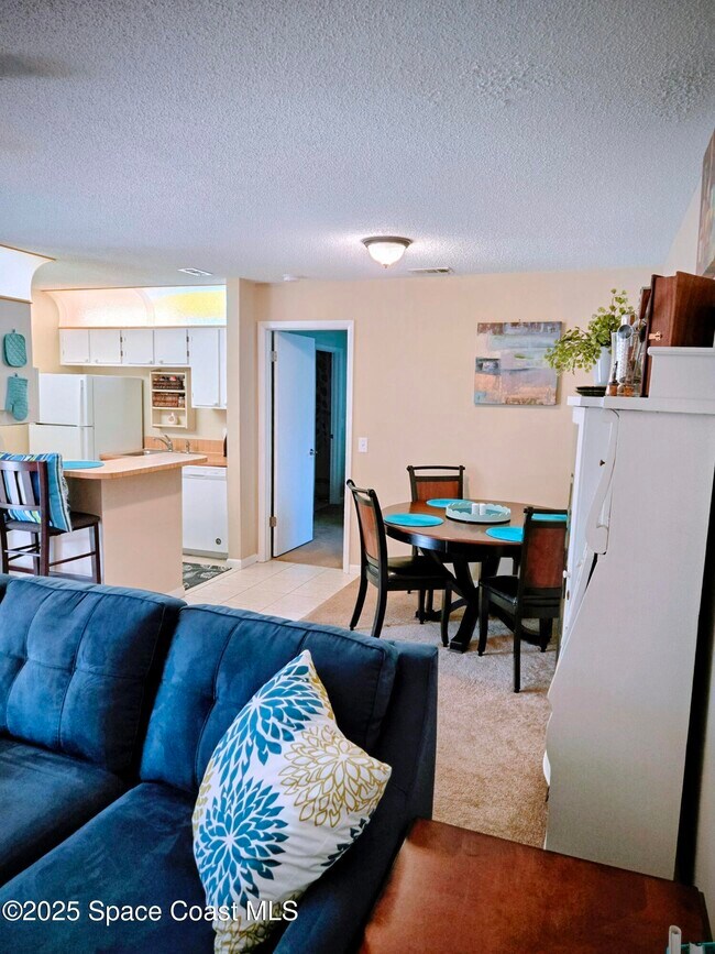 Foto del edificio - 1123 Breezy Way