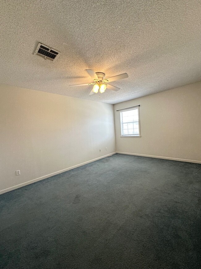 Bedroom 2 - 122 Mall Cir