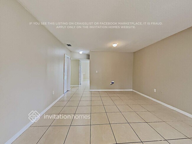 Building Photo - 5886 SW 162nd Path