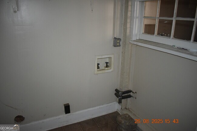 Foto del edificio - 2117 Ingleside Ave