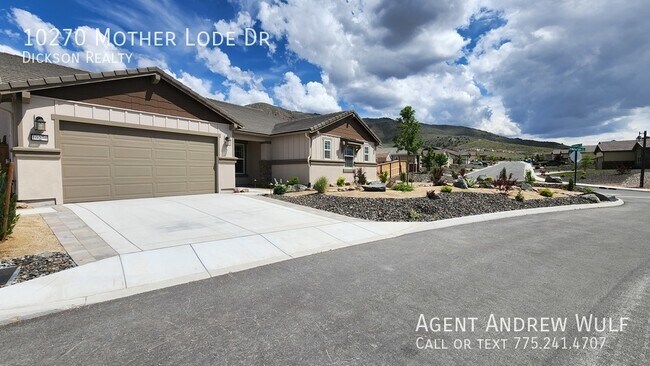 Building Photo - Open Floorplan Home in South Reno