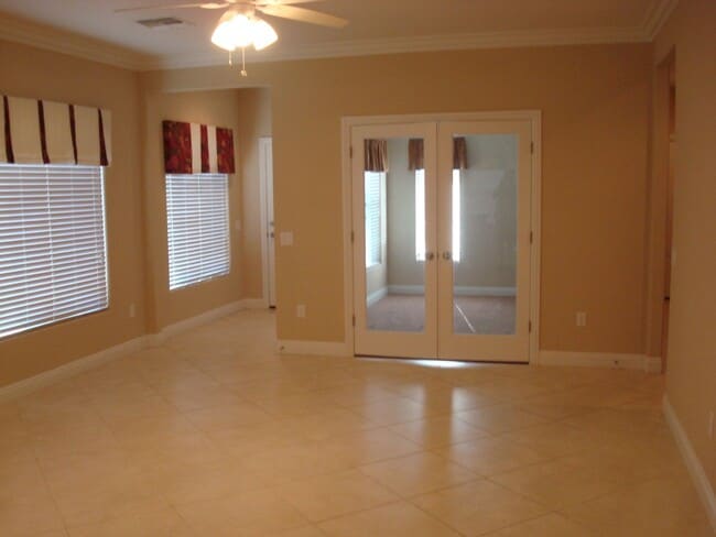 Building Photo - Application pending - Sun City House