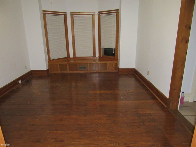 Building Photo - 603 Minor Ave