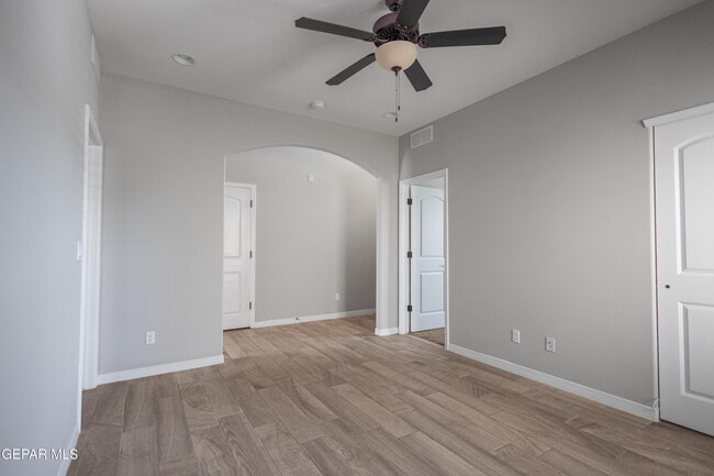 Building Photo - 3135 Red Creek