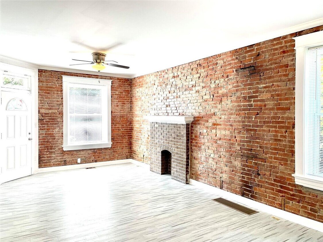 5011 Devonshire Ave Unit A, Saint Louis, MO 63109 Apartments in Saint